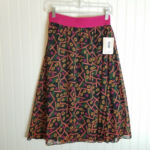 LuLaRoe Lola Pink & Black Aztec Design Skirt - Picture 2 of 5